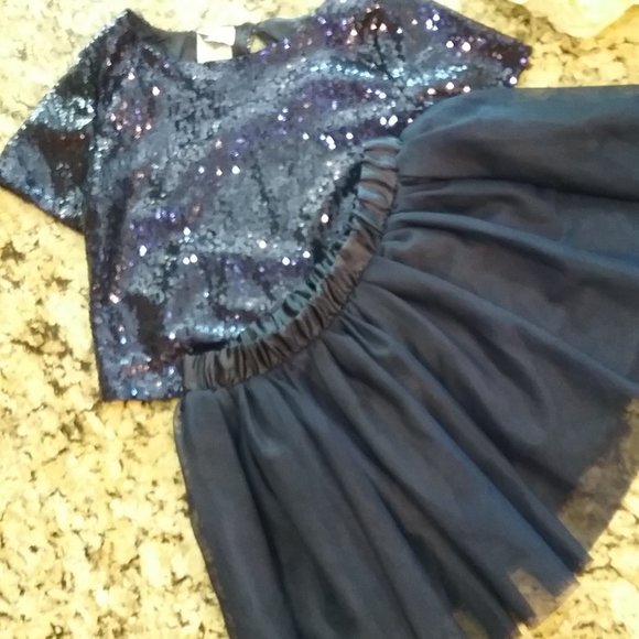 Special Edition Girls' Sequin Top & Tulle Skirt - Picture 7 of 9